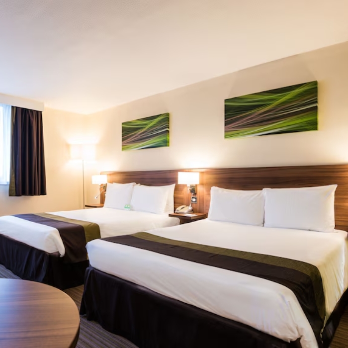 Bedroom at Holiday Inn Slough