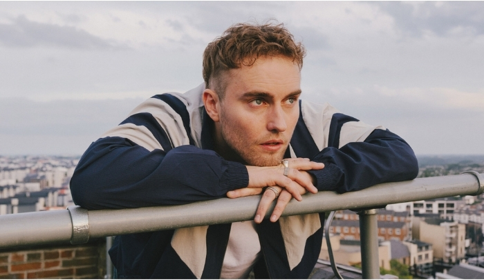 Sam Fender overlooking the city