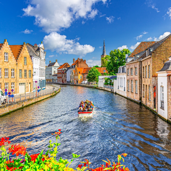 A picturesque canal and historic buildings in Bruges